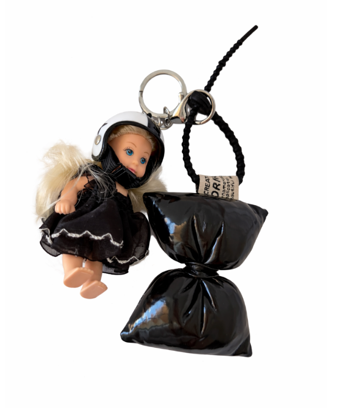 Charm Barbie Charol
