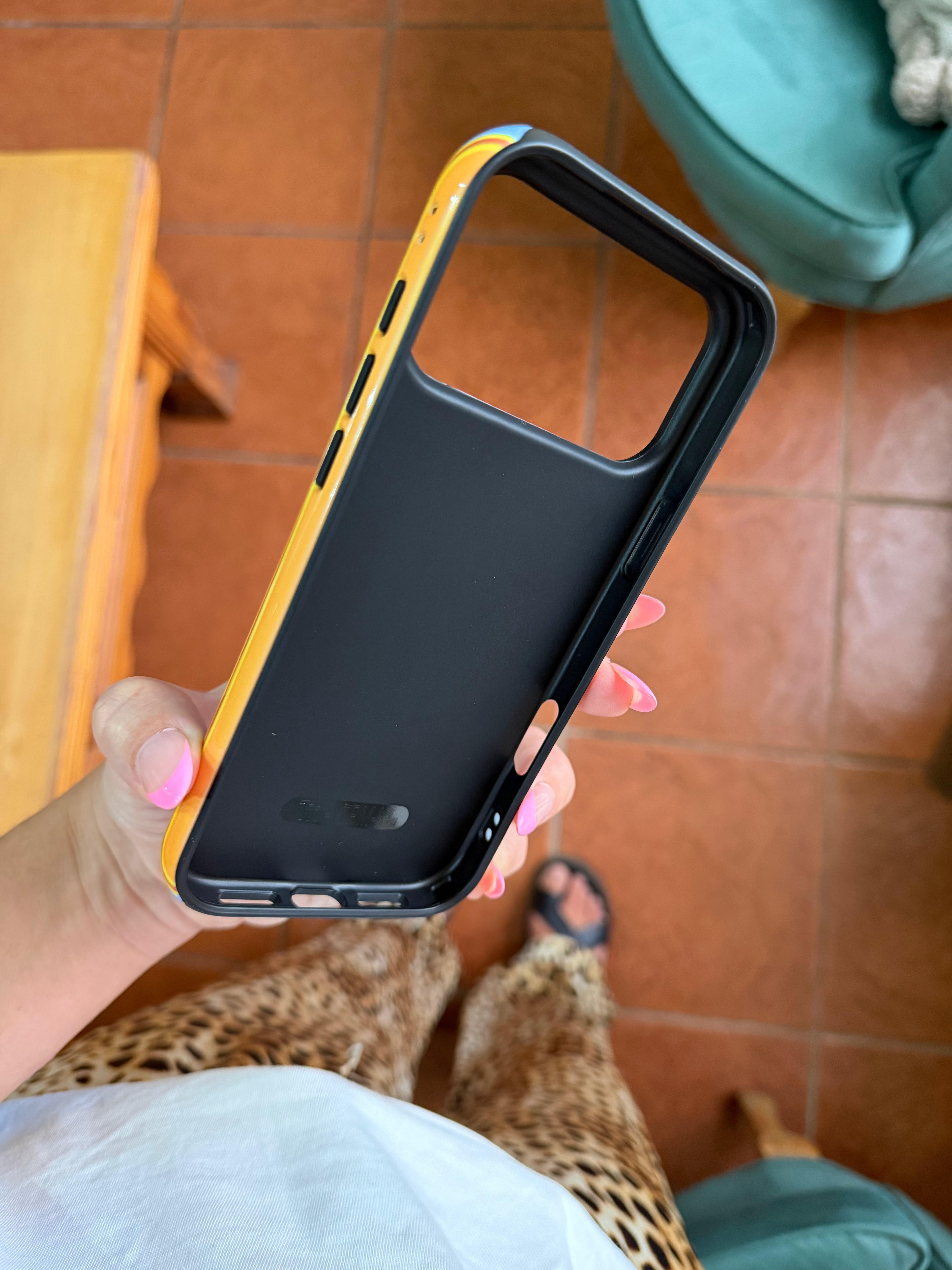 Case " BAD BUNNY"