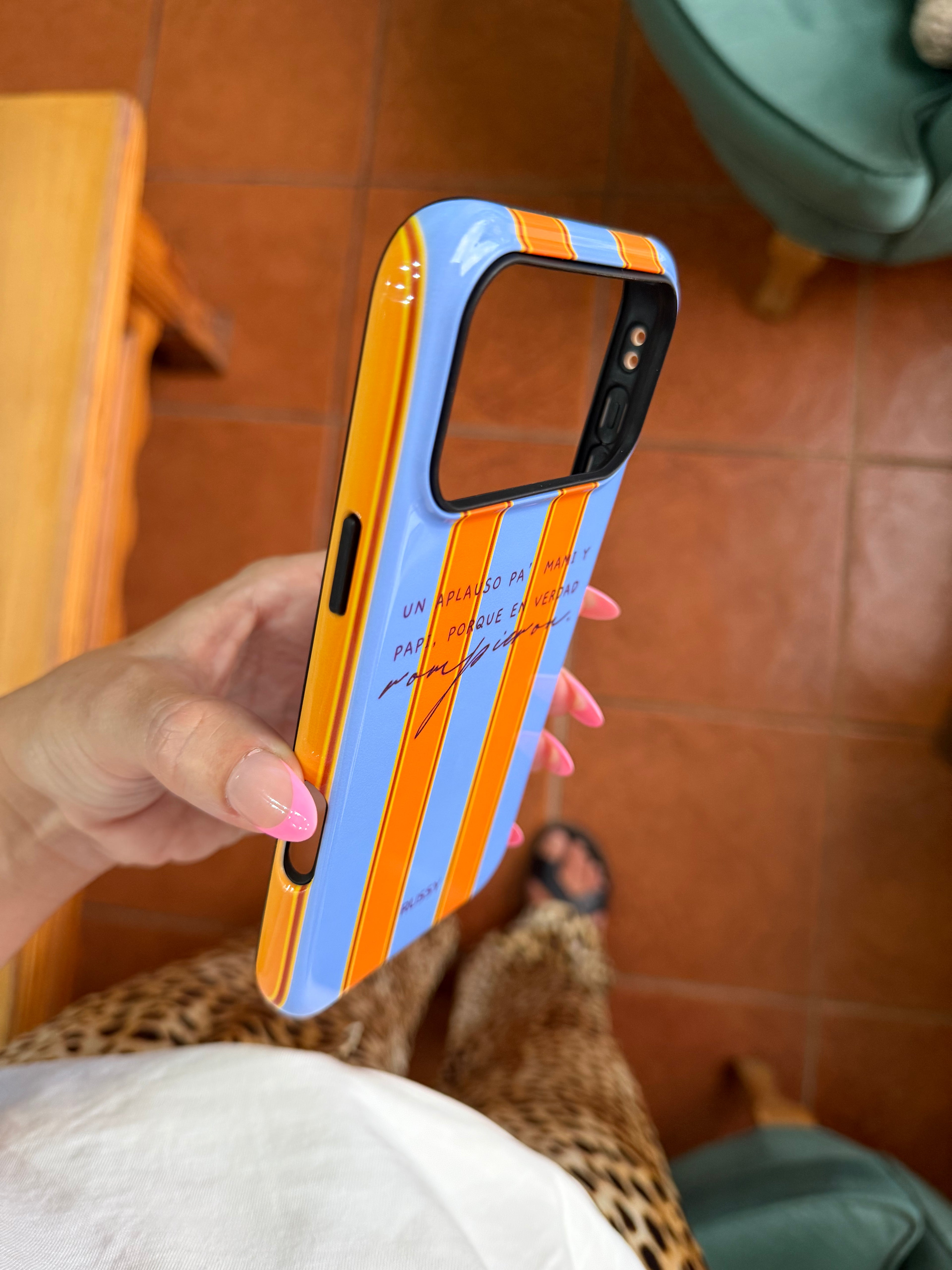 Case " BAD BUNNY"