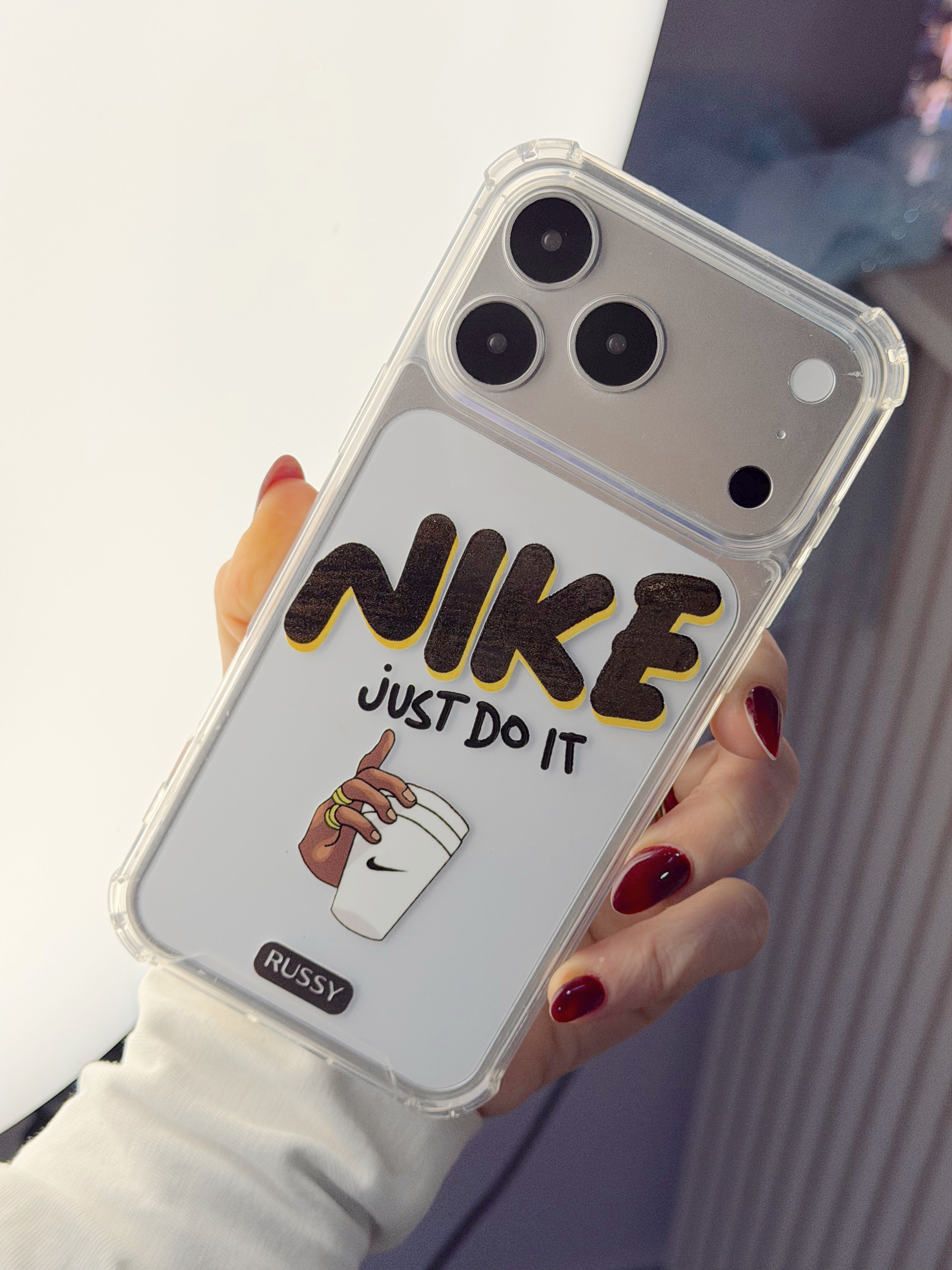 Case UV "JUST DO IT"