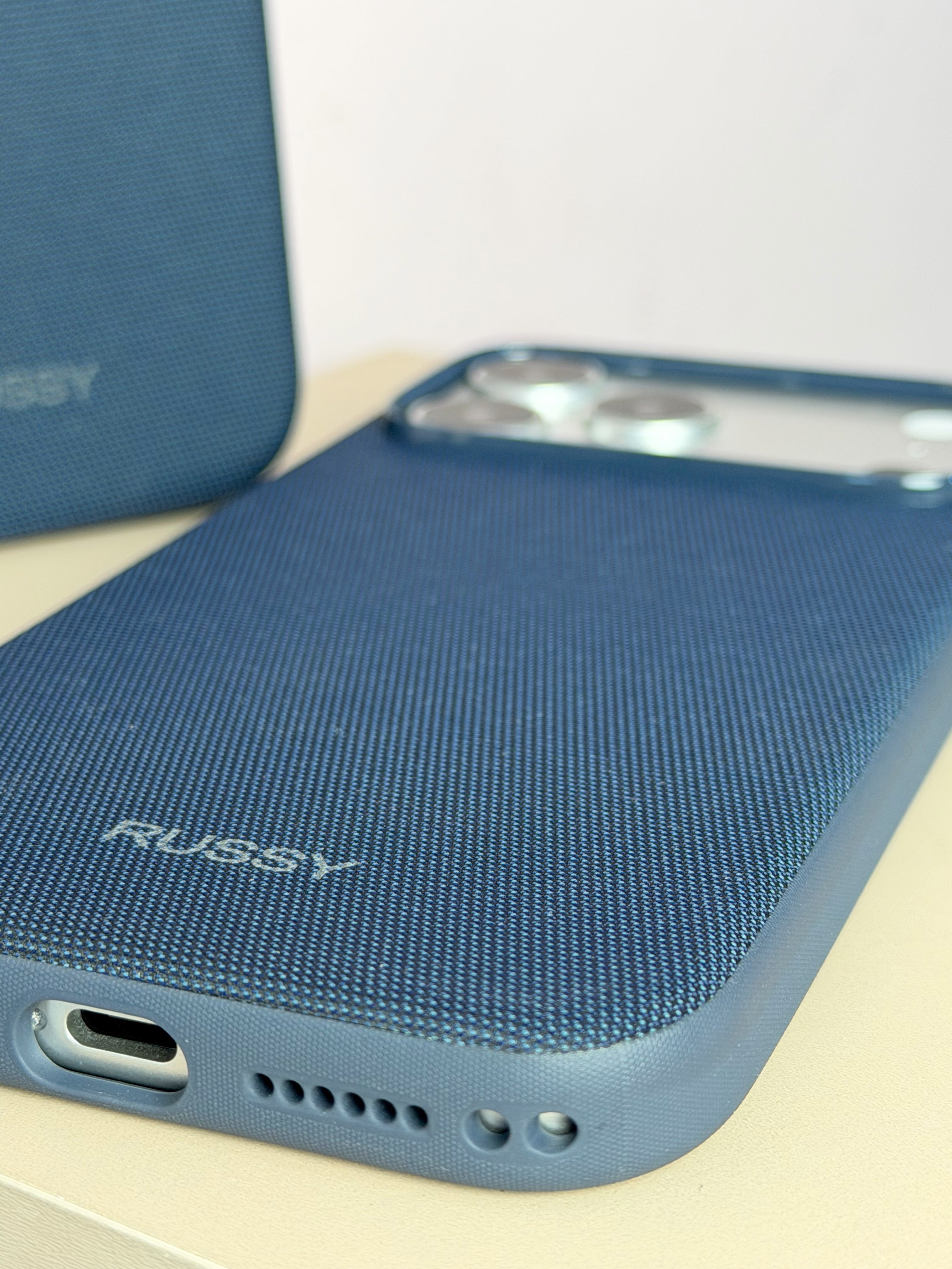 FUNDA TECHWOVEN RUSSY