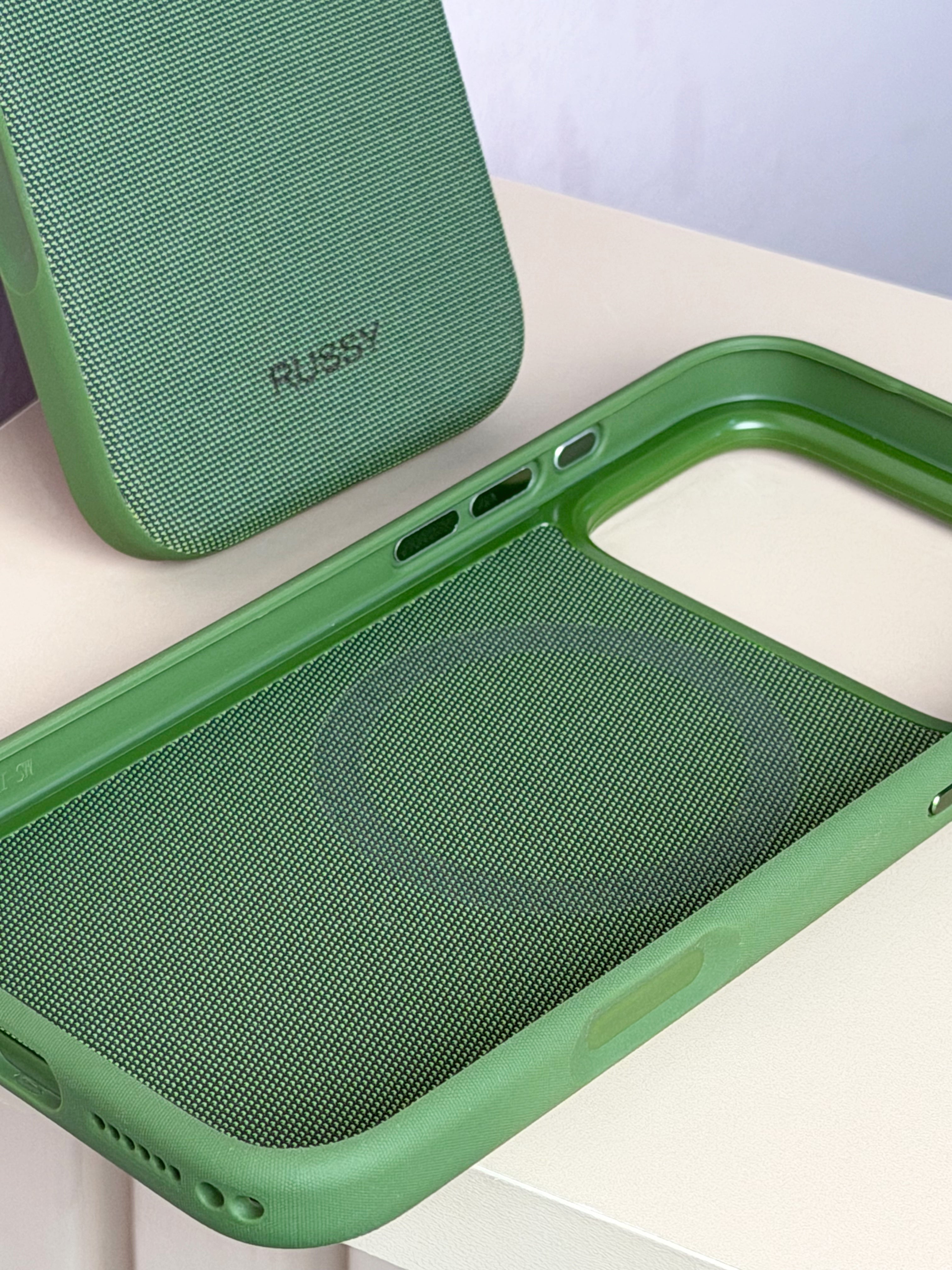 FUNDA TECHWOVEN RUSSY